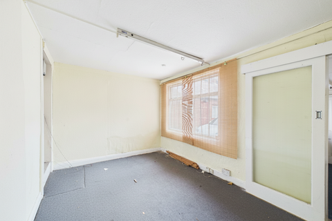undefined, St. John Street, Mansfield NG18