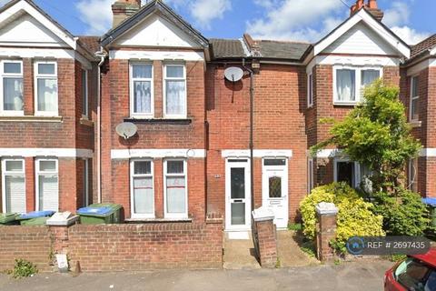 4 bedroom terraced house to rent, Malmesbury Road, Southampton, SO15