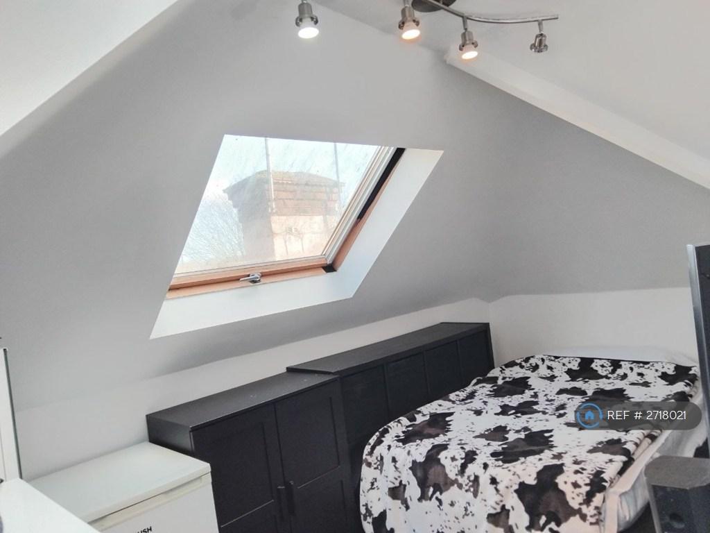 Single Bedroom