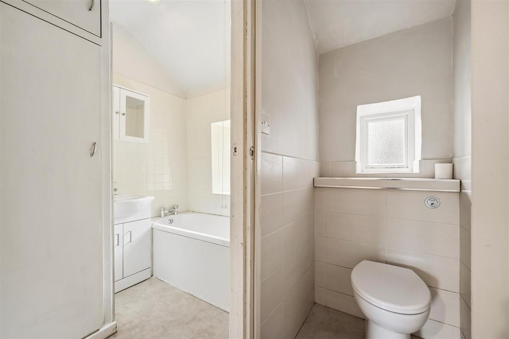 Bathroom and WC.jpg