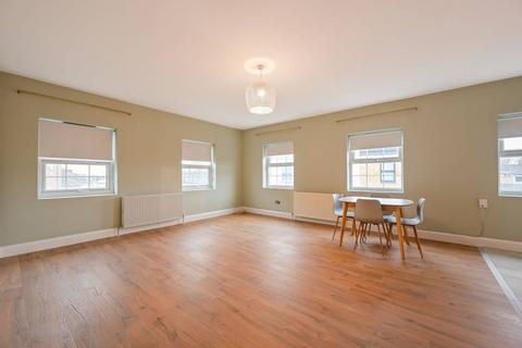 2 bedroom flat to rent, St. James's Street, Walthamstow, London, E17