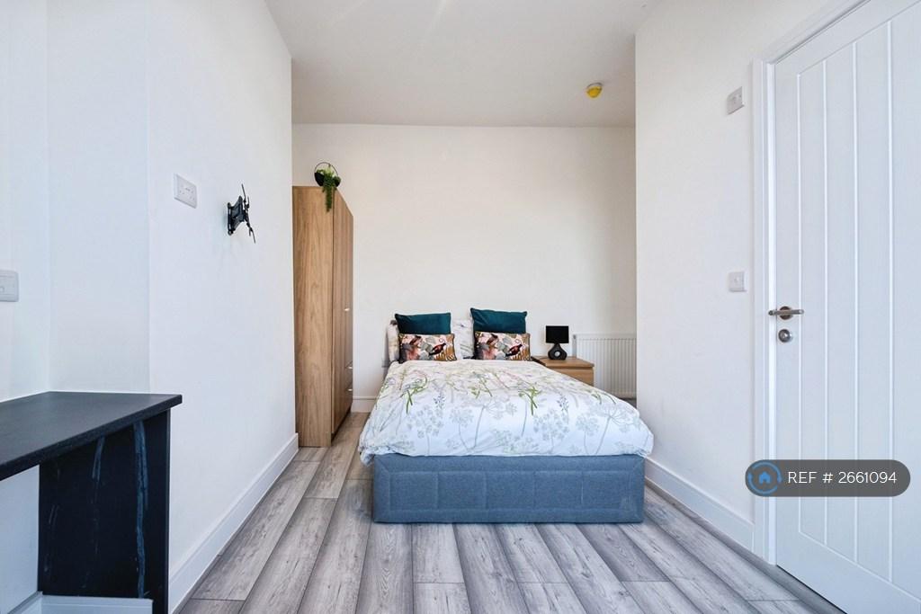 Room 4