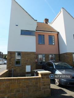 3 bedroom semi-detached house to rent, Charlecombe Road, Bristol, BS9