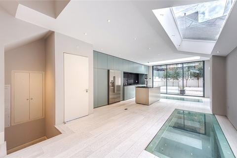 undefined, Radipole, London, SW6