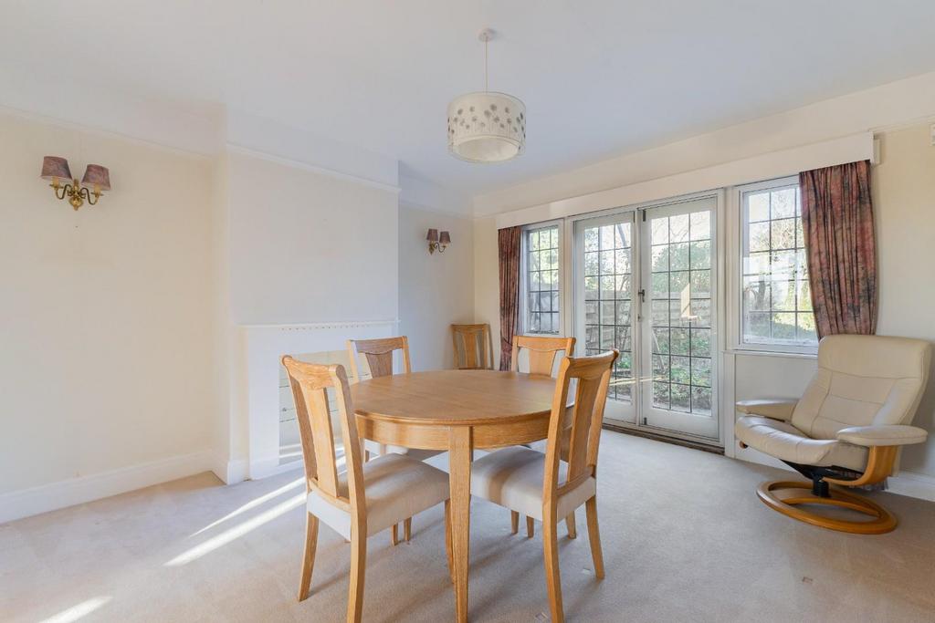 101031 11-Netheravon-Road-Salisbury-8.jpg