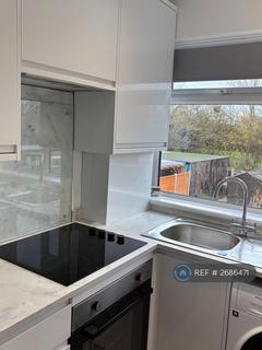 undefined, Wrythe Lane, Carshalton, SM5