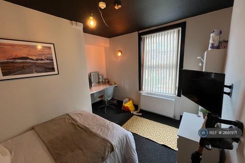 5 bedroom terraced house to rent, Grimthorpe Street, Leeds, LS6