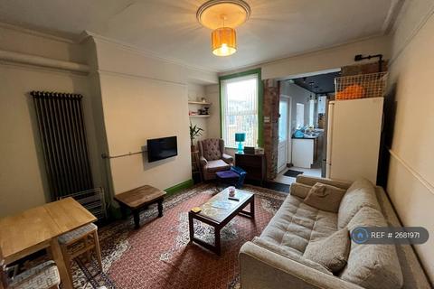 5 bedroom terraced house to rent, Grimthorpe Street, Leeds, LS6