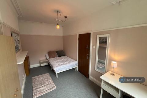5 bedroom terraced house to rent, Grimthorpe Street, Leeds, LS6