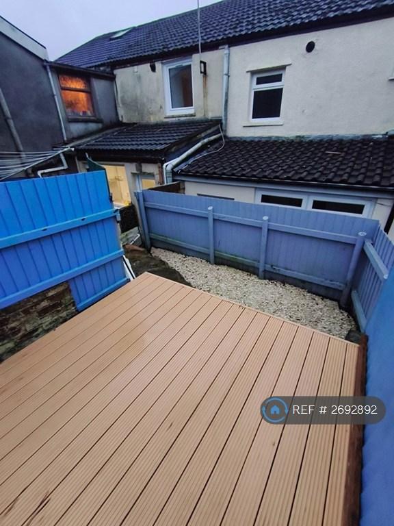 Rear Garden (2)