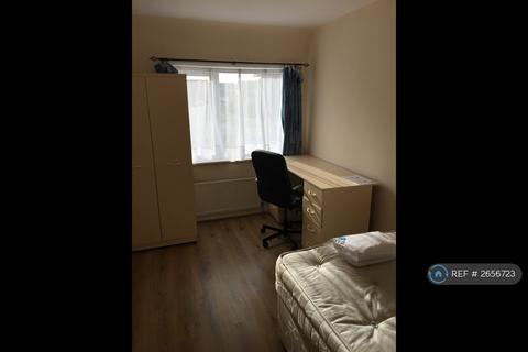 undefined, Mitchell Avenue, Coventry, CV4
