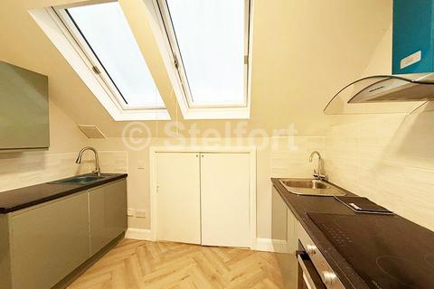 undefined, Woodstock Avenue, London NW11