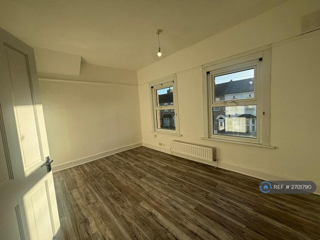 Master Bedroom (Double)