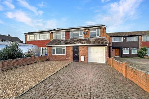 undefined, Kentwick Square, Dunstable LU5