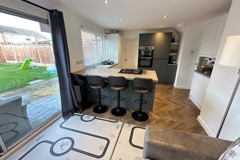 undefined, Kentwick Square, Dunstable LU5