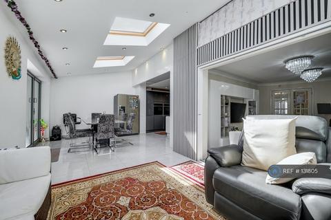 undefined, Fox Hollow, Leicester, LE2