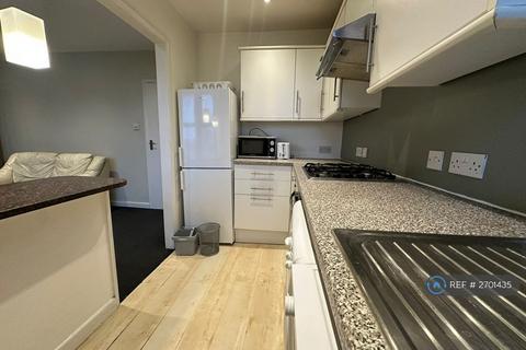 2 bedroom flat to rent, Gledstanes Road, London, W14