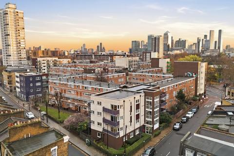 undefined, Eric Street, Bow E3