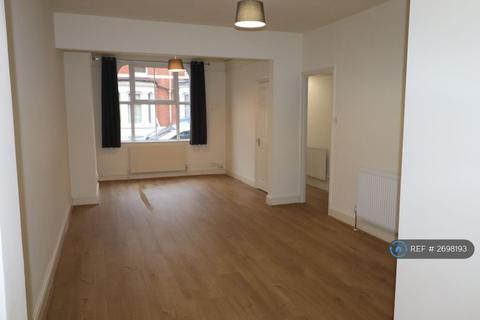 3 bedroom terraced house to rent, Perry Street, Northampton, NN1