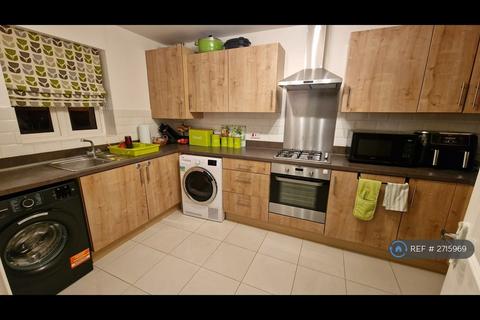 undefined, Cardinal Drive, Aylesbury, HP18