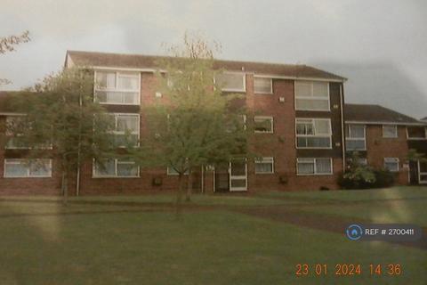 2 bedroom flat to rent, Langley, Slough, SL3