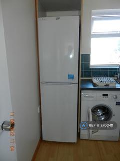 2 bedroom flat to rent, Langley, Slough, SL3