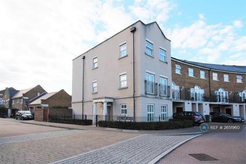 undefined, Park Cliff Road, Greenhithe, DA9