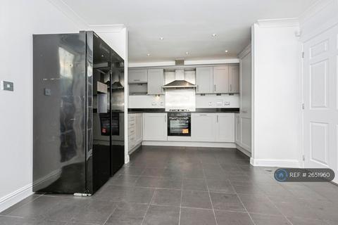 undefined, Park Cliff Road, Greenhithe, DA9
