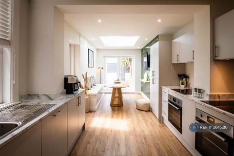 1 bedroom in a house share to rent, Balfour Road, Portsmouth, PO2