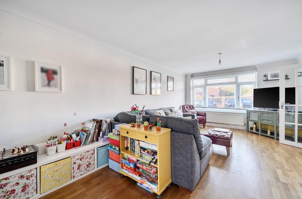 1386225 16 693017...