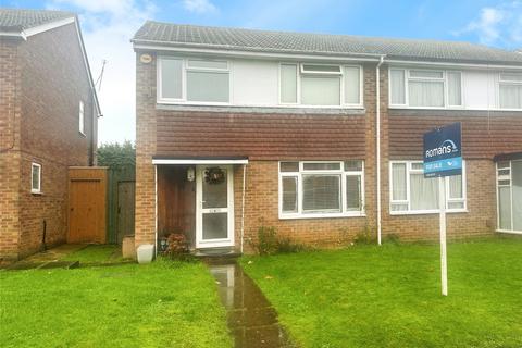 3 bedroom semi-detached house for sale, Grafton Close, George Green, Slough