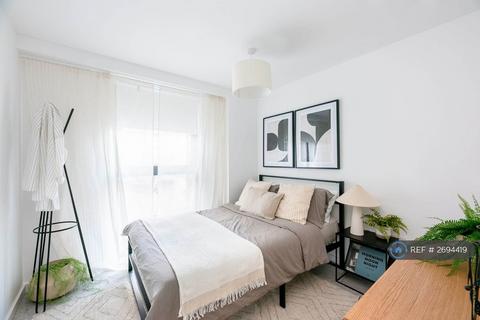 1 bedroom flat to rent, Berkley Square, Salford, M5