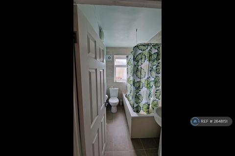 undefined, Holmesdale Road, London, SE25