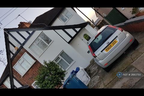 4 bedroom semi-detached house to rent, Long Elmes, Harrow, HA3