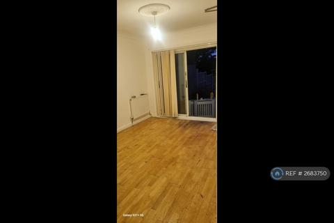 4 bedroom semi-detached house to rent, Long Elmes, Harrow, HA3