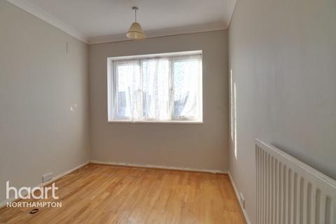3 bedroom bungalow to rent, Tann Road, Wellingborough