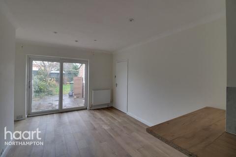 3 bedroom bungalow to rent, Tann Road, Wellingborough
