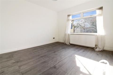 undefined, Central Avenue, Gravesend, Kent, DA12