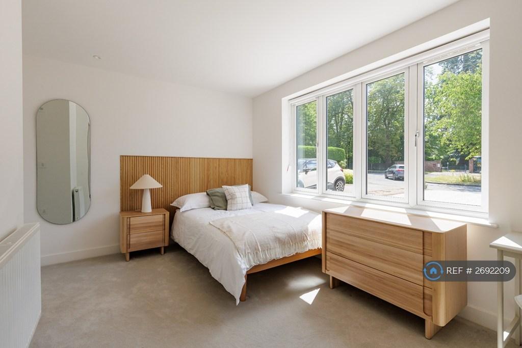 Bedroom Oxted