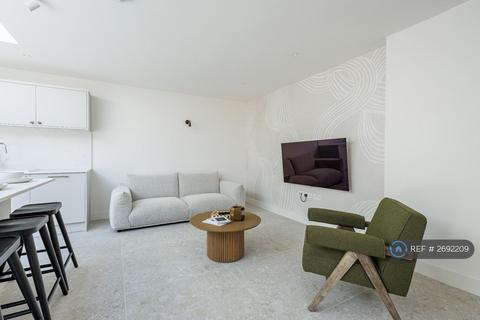 undefined, Broad Street, Guildford, GU3