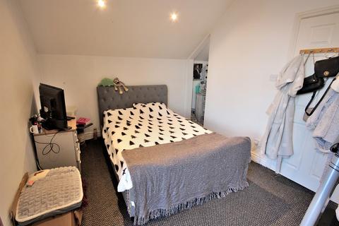 undefined, Liverpool L21