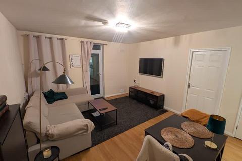 1 bedroom property to rent, Jetstar Way, Northolt UB5