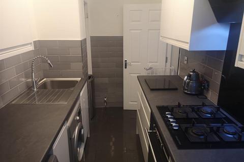 1 bedroom property to rent, Jetstar Way, Northolt UB5