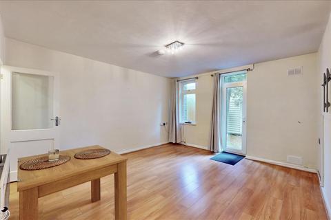 1 bedroom property to rent, Jetstar Way, Northolt UB5