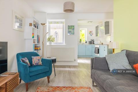 2 bedroom terraced house to rent, Rochester Street, Brighton, BN2