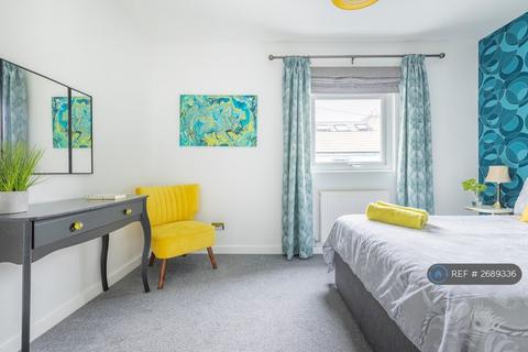 2 bedroom terraced house to rent, Rochester Street, Brighton, BN2