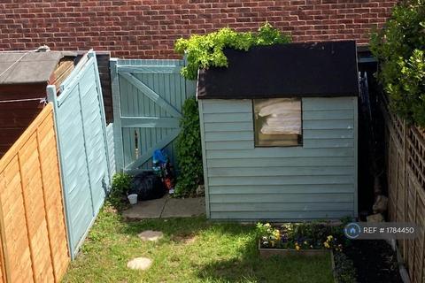 undefined, Fleetham Gardens, Lower Earley, Reading, RG6