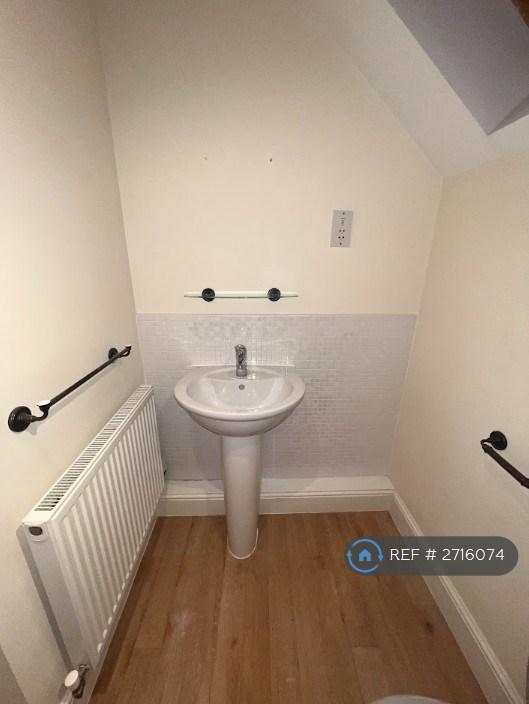2f Bathroom