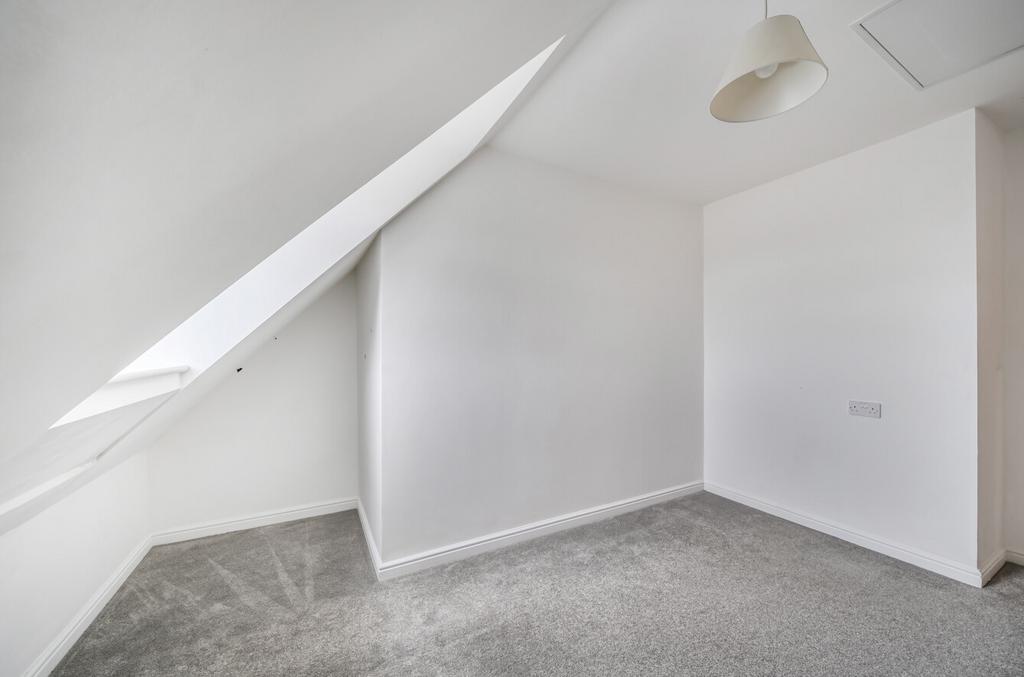 1386334-8-692d74d...