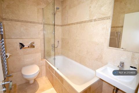 1 bedroom flat to rent, Battersea Rise, London, SW11